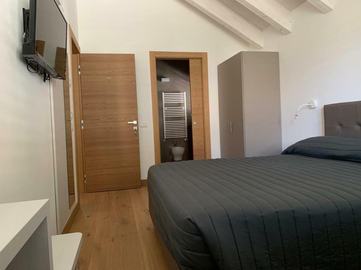 Italo-Svizzero Otel Chiavenna Dış mekan fotoğraf