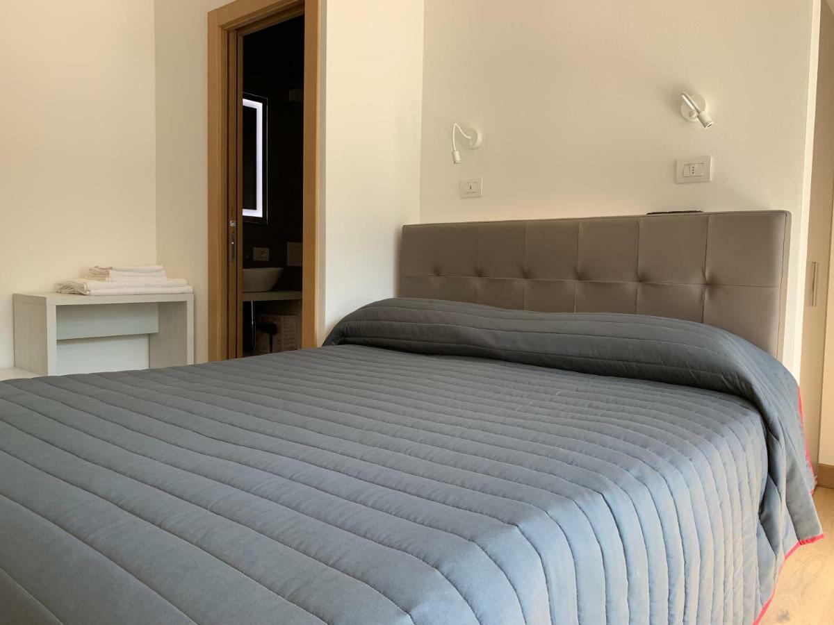 Italo-Svizzero Otel Chiavenna Dış mekan fotoğraf